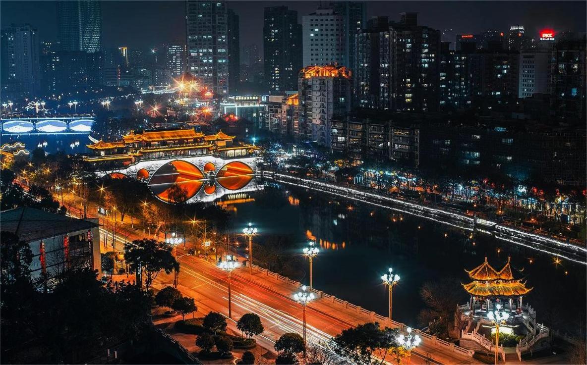 Moonlight Hotel Chengdu Bagian luar foto