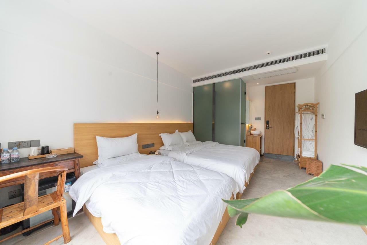 Moonlight Hotel Chengdu Bagian luar foto